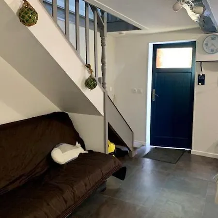 Holiday home Spacieuse Maison Bleue, Au Centre Des Cordiers Le Treport